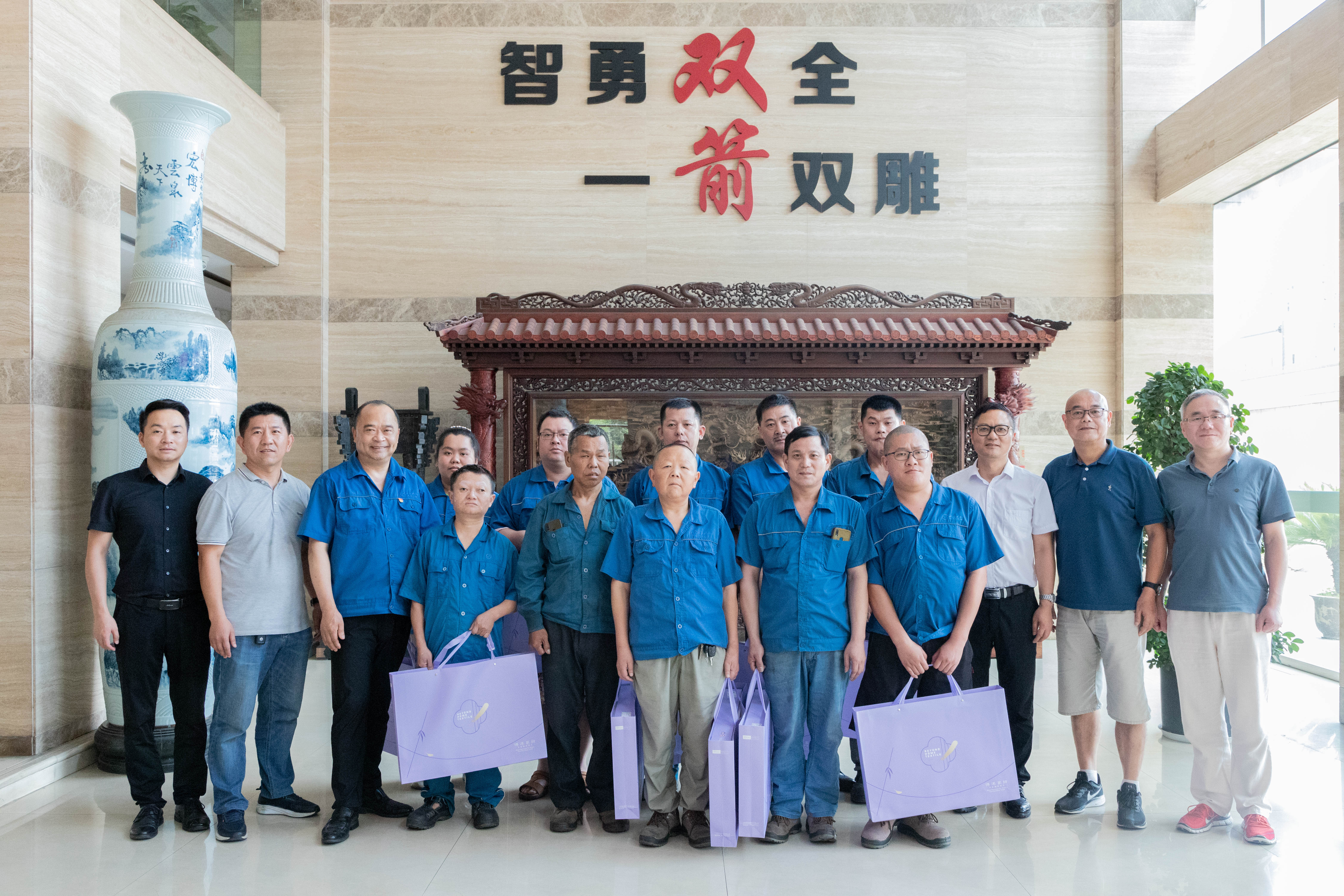 �����вм��˼��о�ҵ��ҵ���������鳤³����һ��ݰ��PG�齫�����߷�ο��